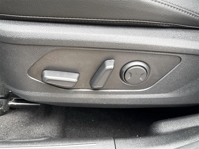 Photo of 2025 Sapphire Blue Kia Sportage