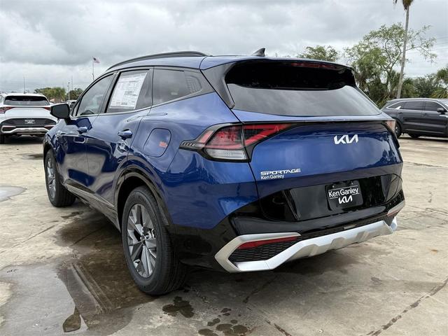 Photo of 2025 Sapphire Blue Kia Sportage