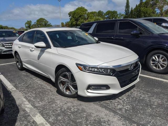Photo of 2018 Platinum White Pearl Honda Accord