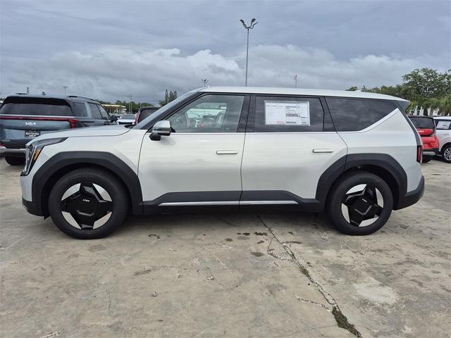Photo of 2026 RSL Kia EV9