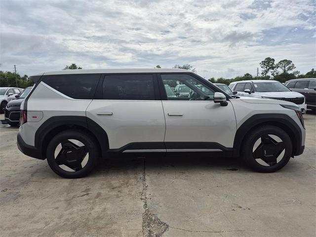 Photo of 2026 RSL Kia EV9