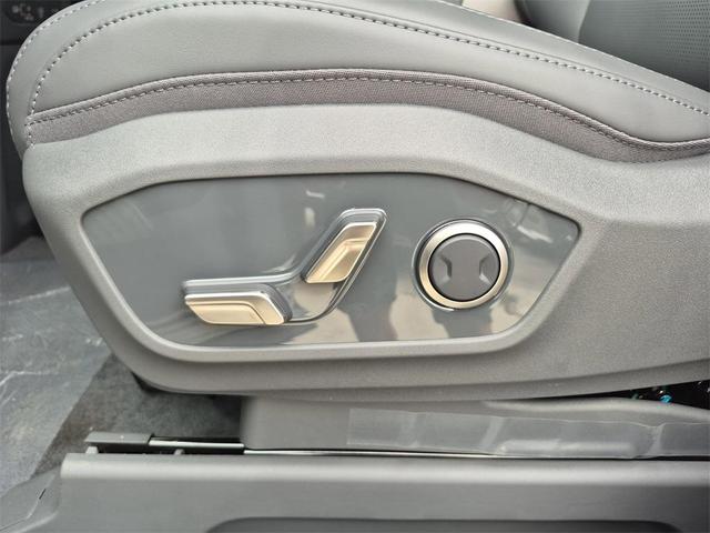 Photo of 2026 RSL Kia EV9