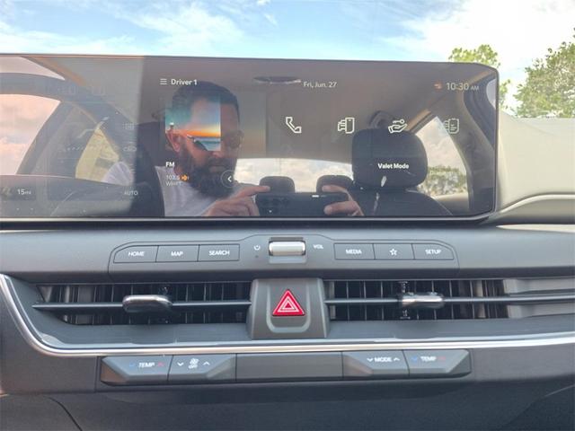 Photo of 2025 Gray Kia K4