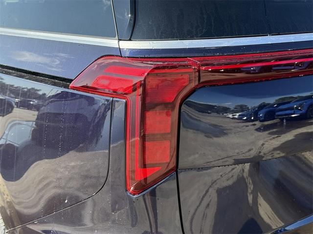 Photo of 2026 Deep Chroma Blue Kia Carnival