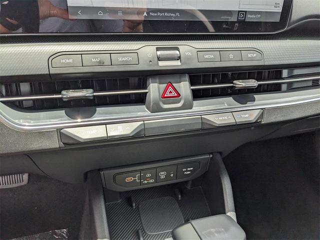 Photo of 2025 Currant Red Kia K4