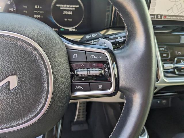 Photo of 2023 Sapphire Blue Kia Sorento