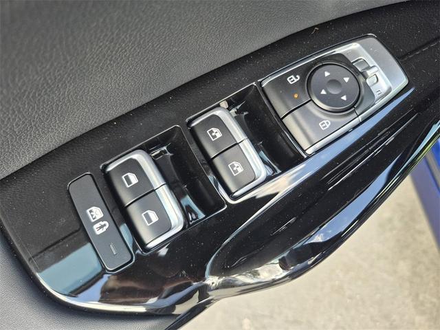 Photo of 2025 Blue Kia K5
