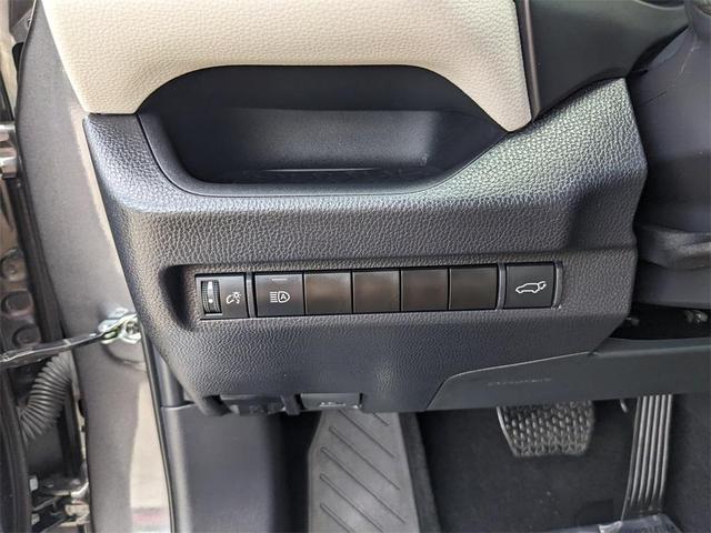 Photo of 2024 Gray Toyota RAV4