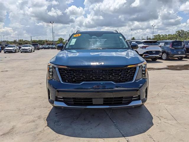 Photo of 2024 Midnight Black Kia Sorento