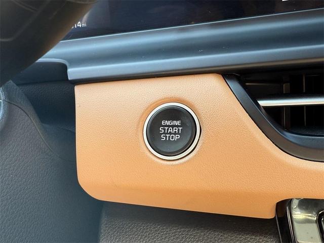Photo of 2024 Fusion Orange Kia Seltos