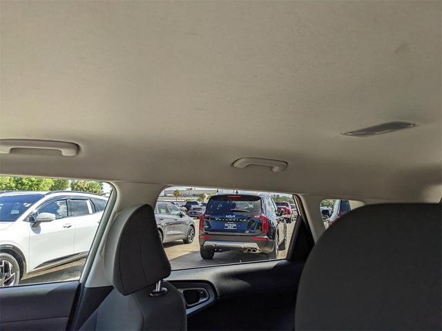 Photo of 2022 Snow White Pearl Kia Soul