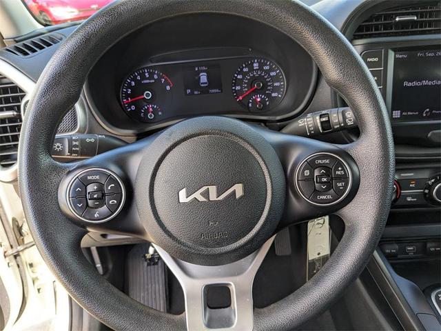 Photo of 2022 Snow White Pearl Kia Soul