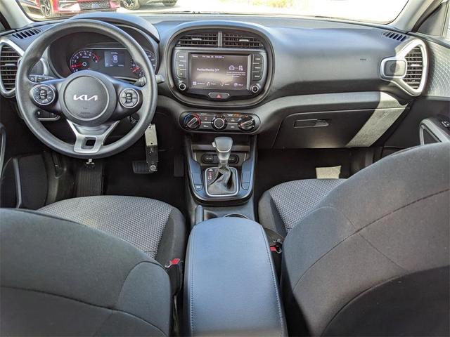 Photo of 2022 Snow White Pearl Kia Soul