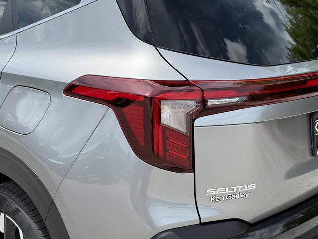 Photo of 2026 Steel Gray Kia Seltos