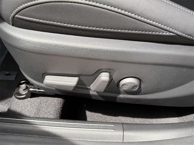 Photo of 2026 Steel Gray Kia Seltos