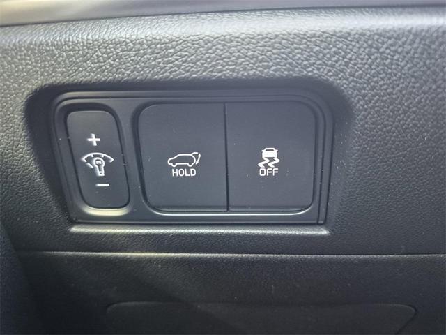 Photo of 2025 Wolf Gray Kia Sorento