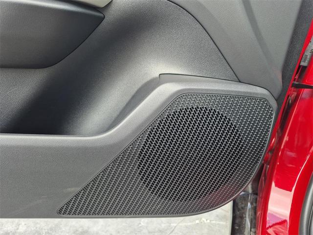 Photo of 2025 Currant Red Kia K4