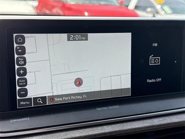 Photo of 2022 Glacial White Pearl Kia Telluride