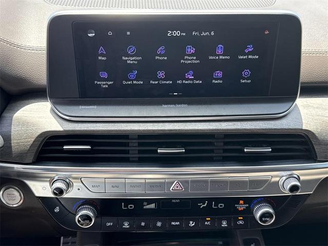 Photo of 2022 Glacial White Pearl Kia Telluride