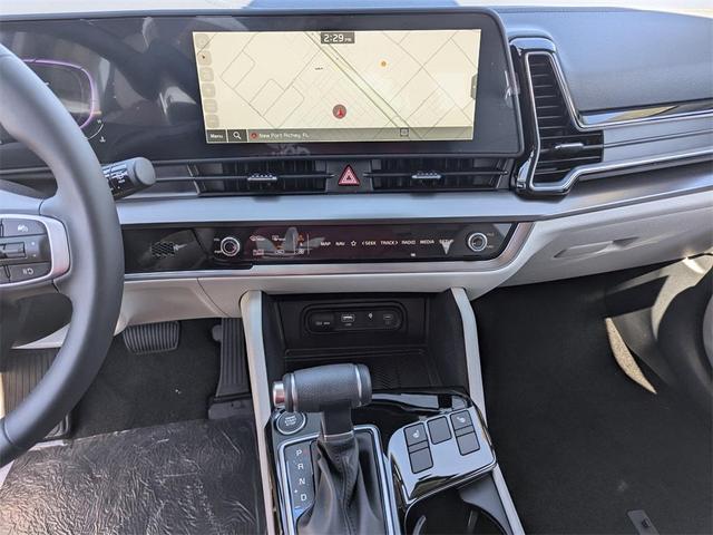 Photo of 2025 Ebony Black Kia Sportage