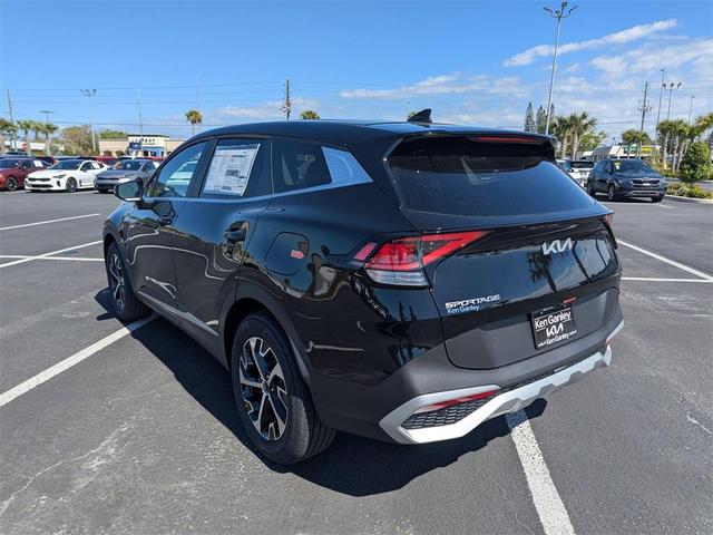 Photo of 2025 Ebony Black Kia Sportage