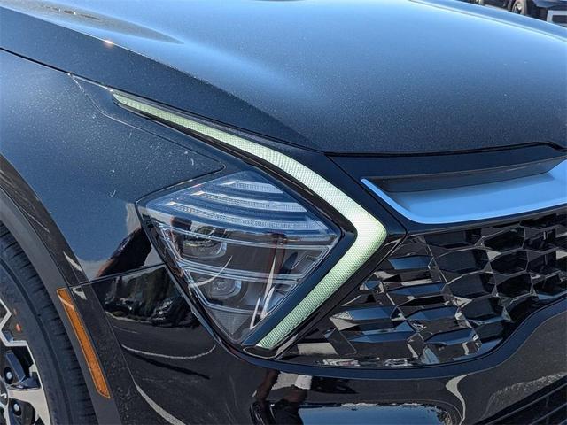 Photo of 2025 Ebony Black Kia Sportage