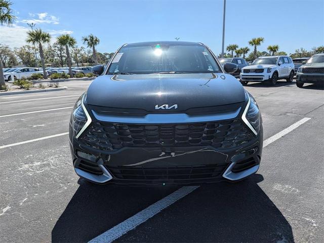 Photo of 2025 Ebony Black Kia Sportage