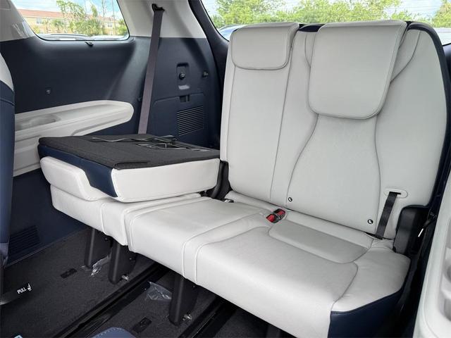 Photo of 2026 Metal Kia Carnival