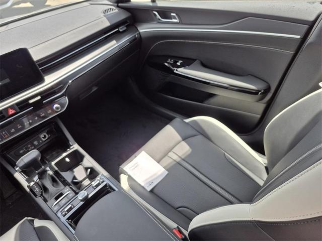 Photo of 2025 Steel Kia K5