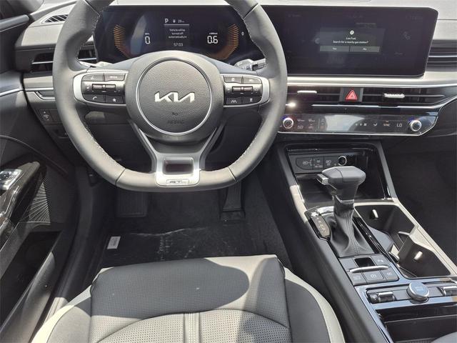 Photo of 2025 Steel Kia K5