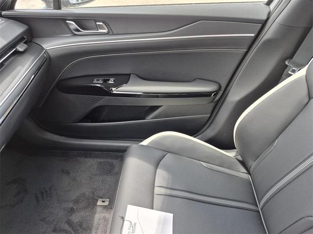 Photo of 2025 Steel Kia K5