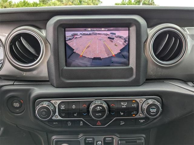 Photo of 2020 Black Clearcoat Jeep Wrangler Unlimited