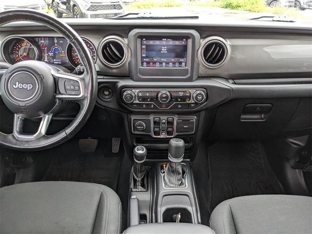 Photo of 2020 Black Clearcoat Jeep Wrangler Unlimited