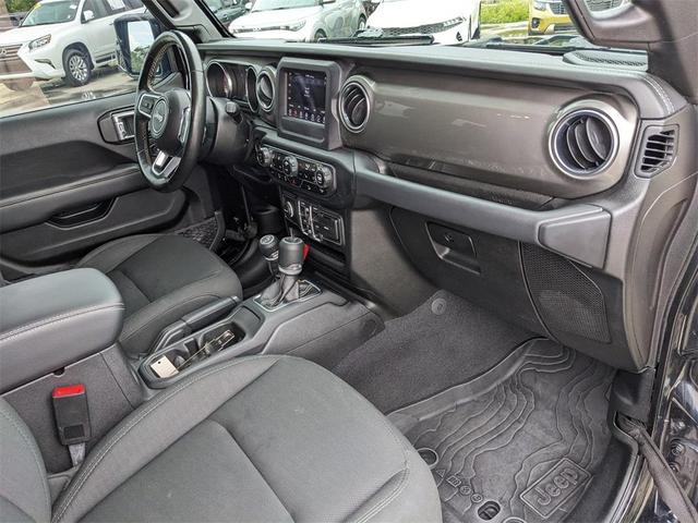 Photo of 2020 Black Clearcoat Jeep Wrangler Unlimited