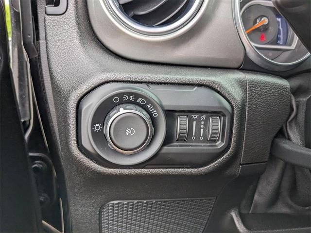 Photo of 2020 Black Clearcoat Jeep Wrangler Unlimited