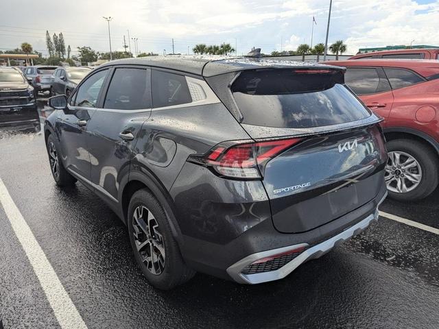 Photo of 2023 Gravity Gray Kia Sportage