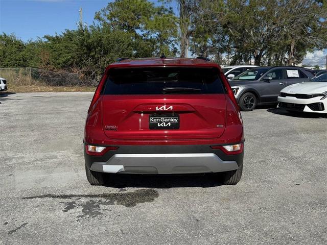 Photo of 2025 Runway Red Kia Niro