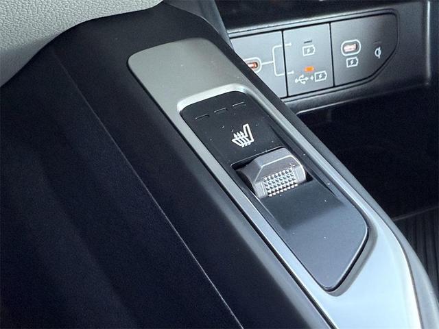 Photo of 2025 Everlasting Silver Kia Sorento