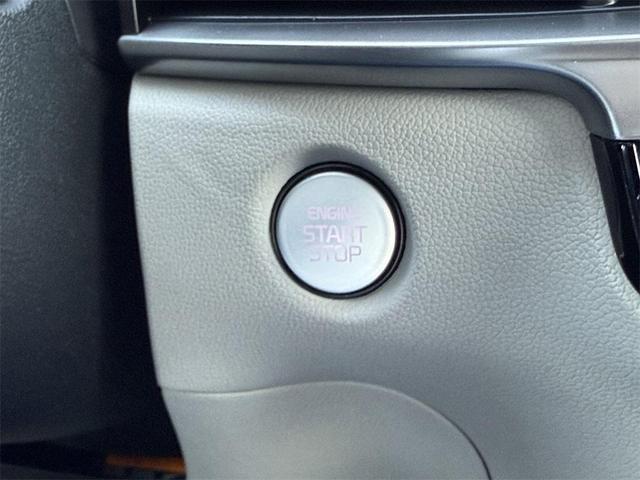 Photo of 2025 Everlasting Silver Kia Sorento