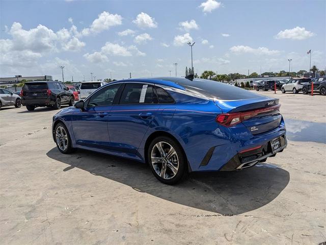Photo of 2023 Sapphire Blue Kia K5