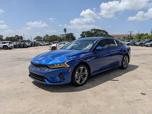 Photo of 2023 Sapphire Blue Kia K5