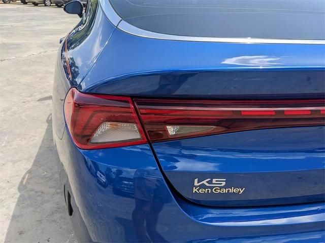 Photo of 2023 Sapphire Blue Kia K5