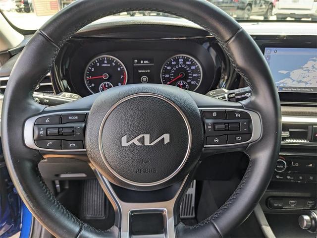 Photo of 2023 Sapphire Blue Kia K5