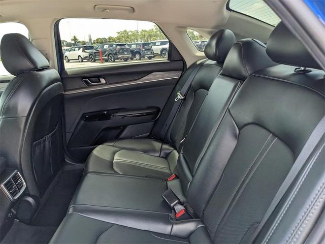 Photo of 2023 Sapphire Blue Kia K5
