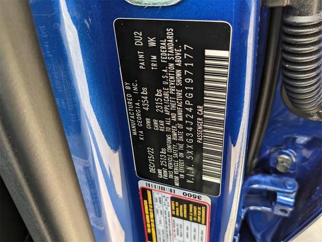Photo of 2023 Sapphire Blue Kia K5