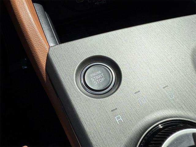 Photo of 2026 Gravity Gray Kia Sportage Hybrid