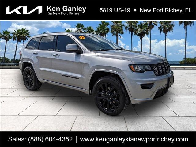 Photo of 2018 Billet Silver Metallic Clearcoat Jeep Grand Cherokee