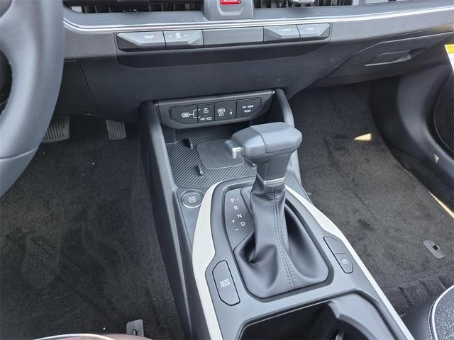 Photo of 2025 Wave Blue Kia K4