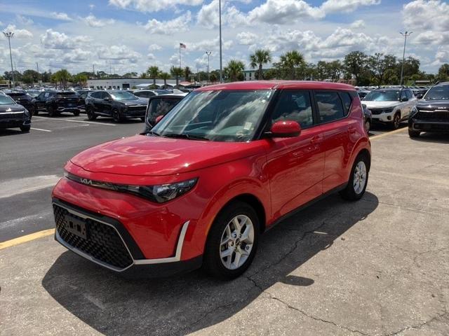 Photo of 2024 Inferno Red Kia Soul