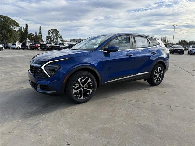 Photo of 2025 Sapphire Blue Kia Sportage